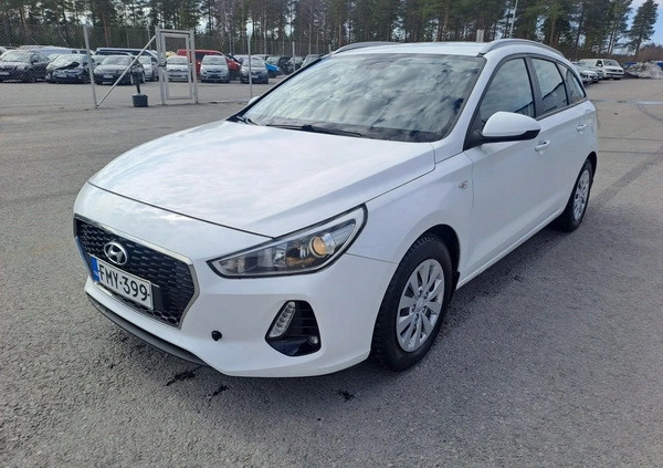 Hyundai I30 cena 45990 przebieg: 166000, rok produkcji 2018 z Człuchów małe 46